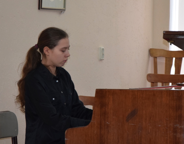 Софія Чекановська, студентка Тернопільського музичного училища імені С. Крушельницької